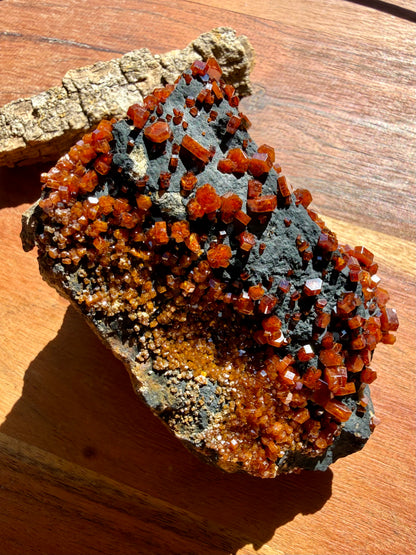 VANADINITE + MAGANESE