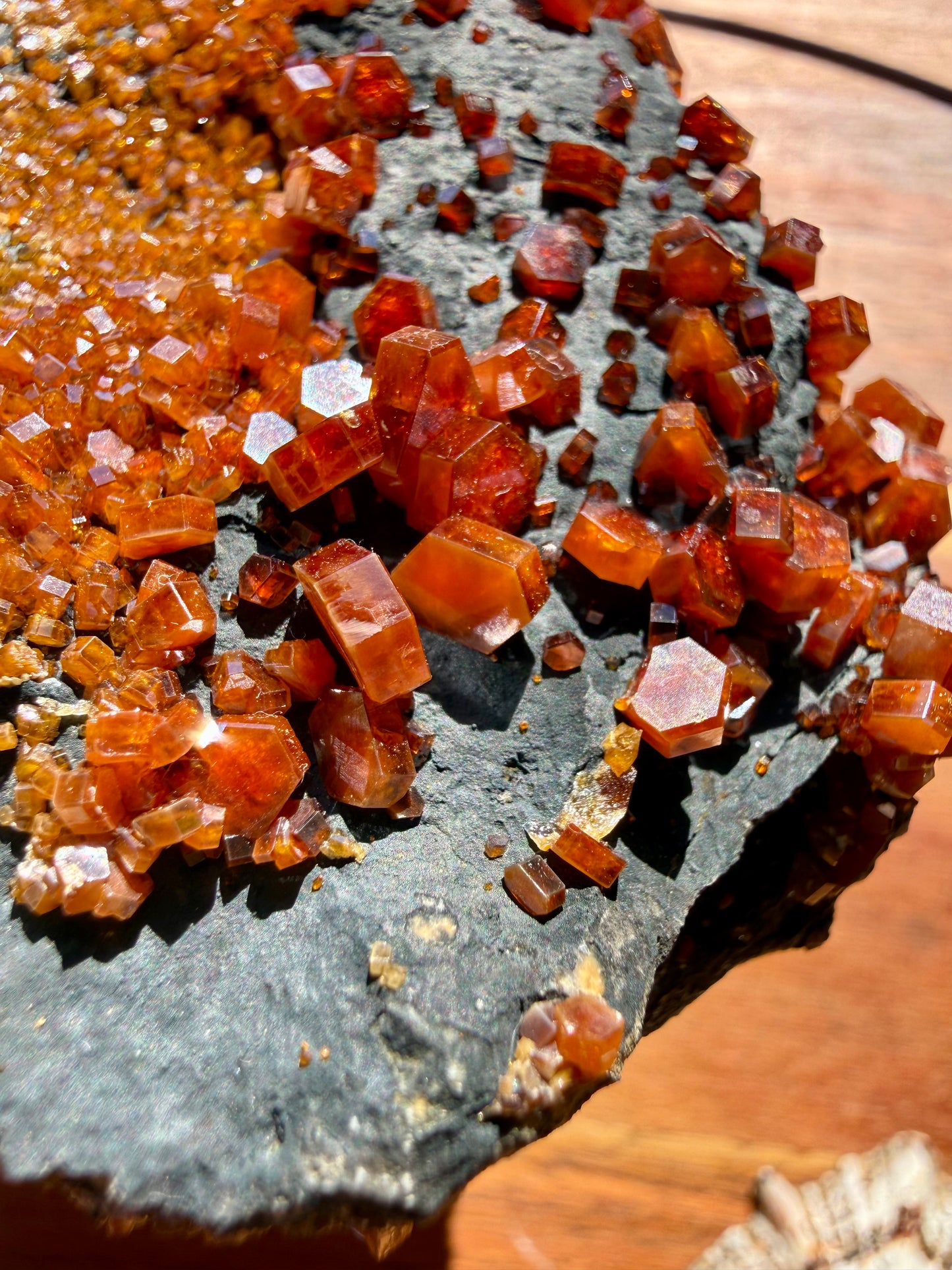 VANADINITE + MAGANESE