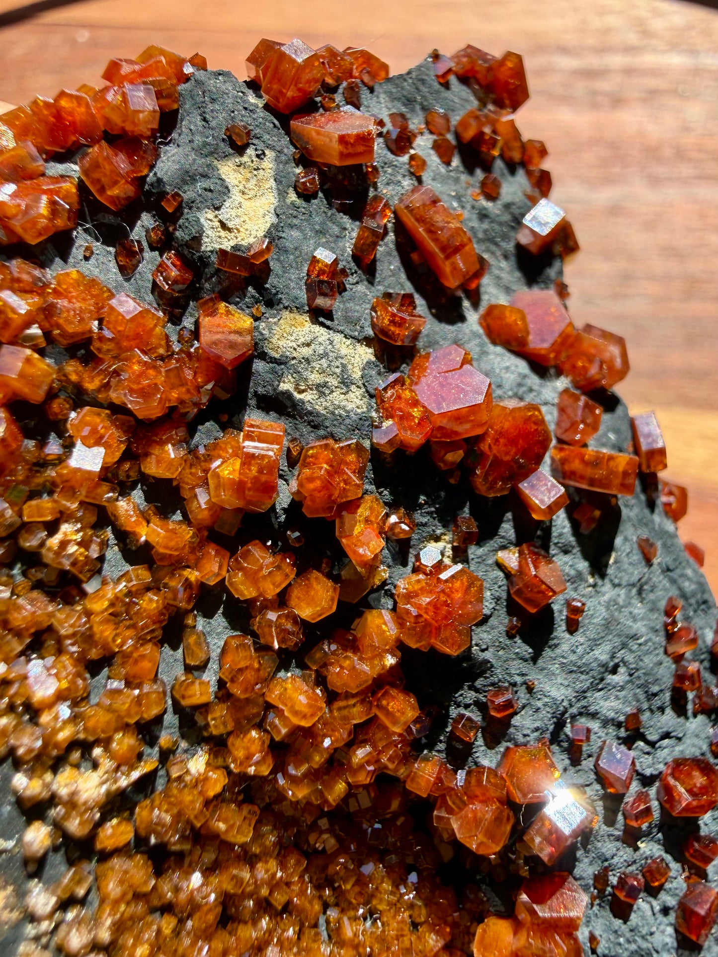 VANADINITE + MAGANESE