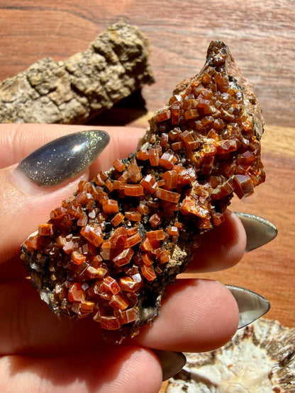 VANADINITE + MAGANESE