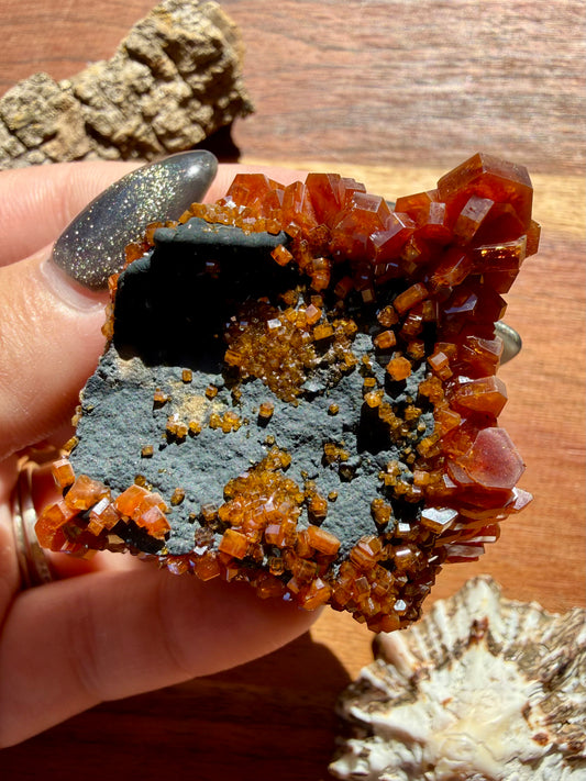VANADINITE + MAGANESE