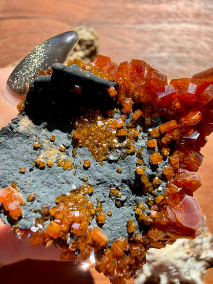 VANADINITE + MAGANESE