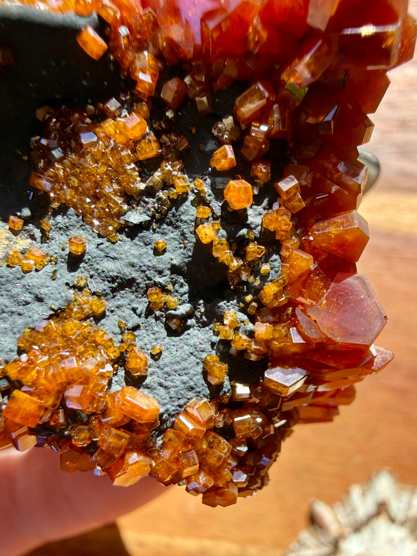 VANADINITE + MAGANESE