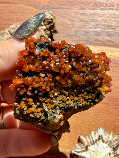 VANADINITE + MAGANESE