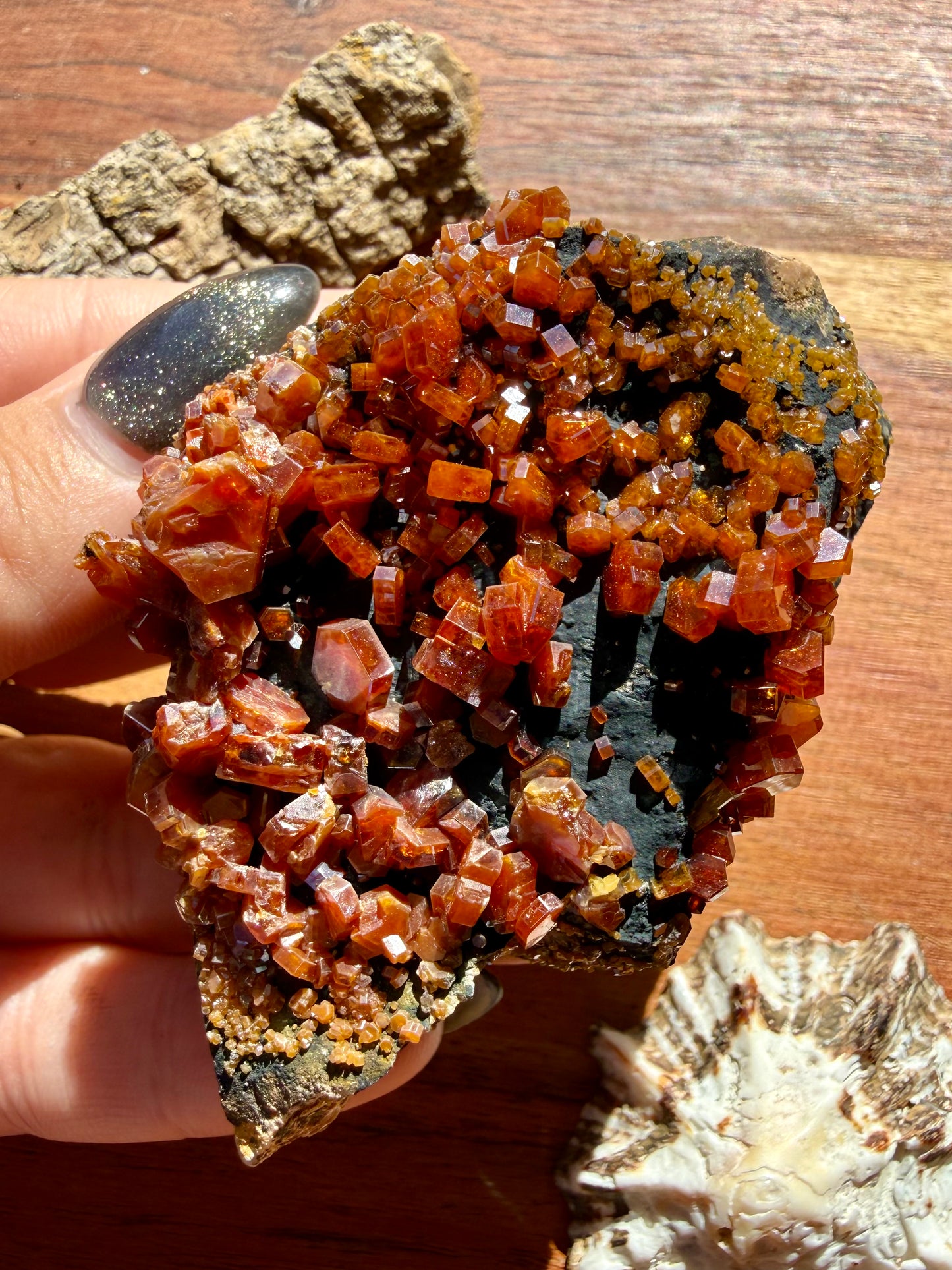 VANADINITE + MAGANESE