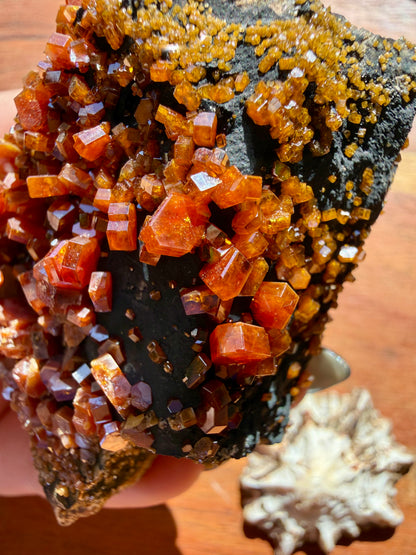 VANADINITE + MAGANESE