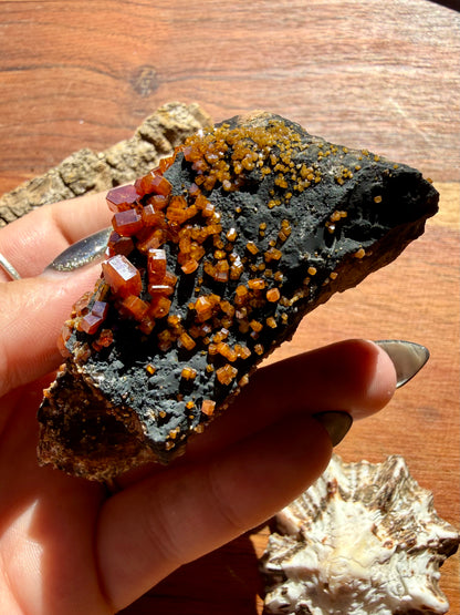 VANADINITE + MAGANESE