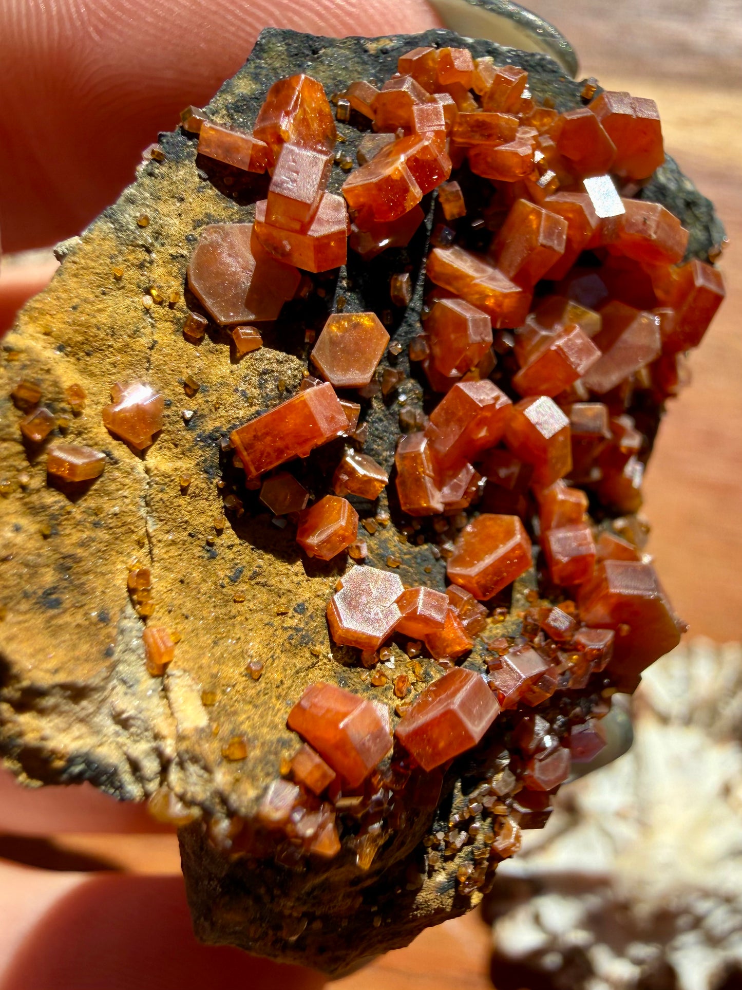 VANADINITE + MAGANESE