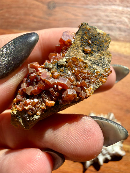 VANADINITE + MAGANESE