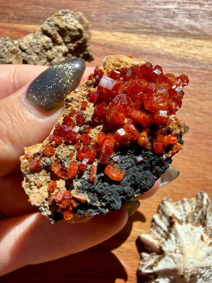 VANADINITE + MAGANESE