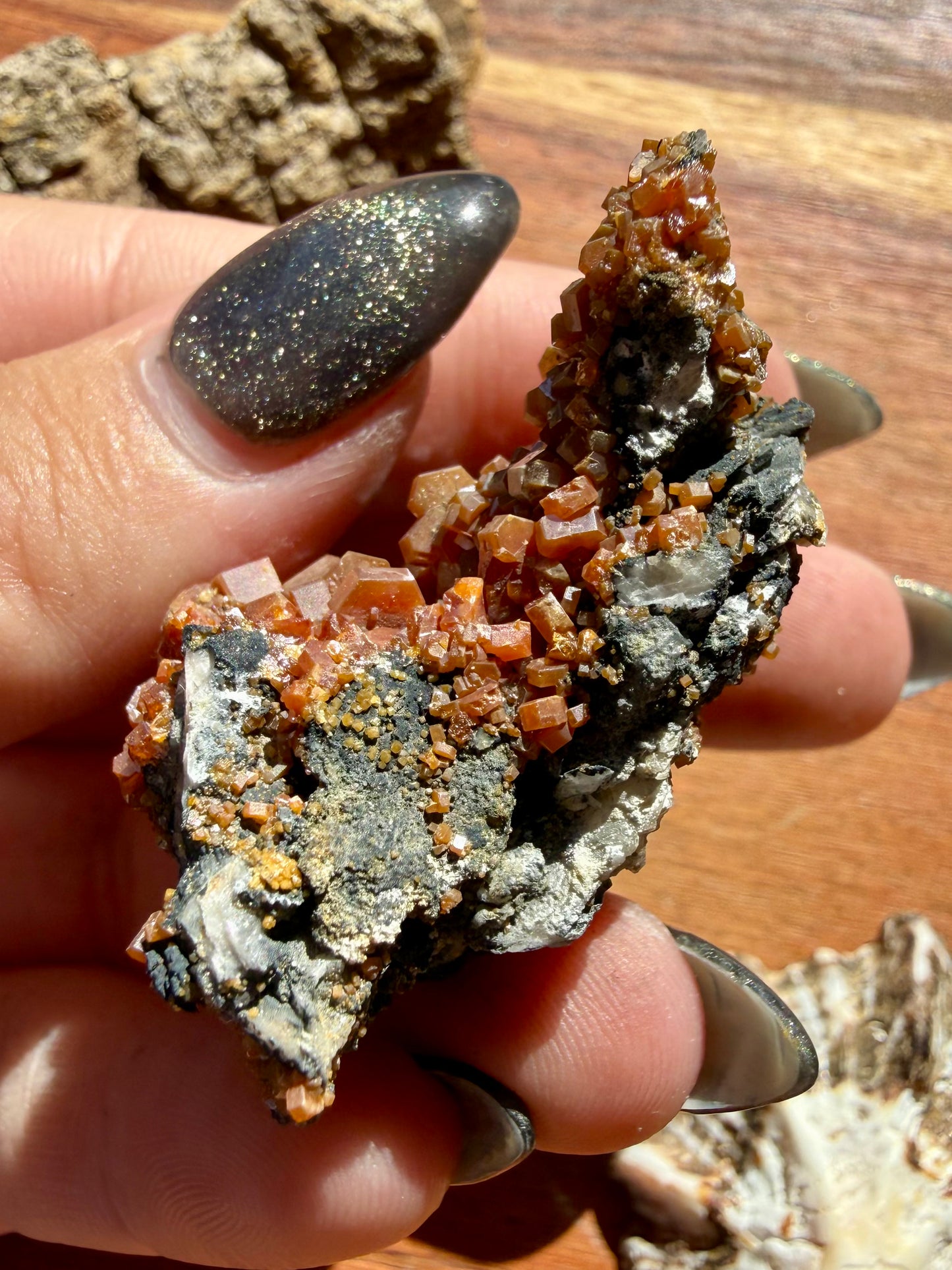 VANADINITE + MAGANESE