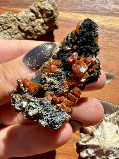 VANADINITE + MAGANESE
