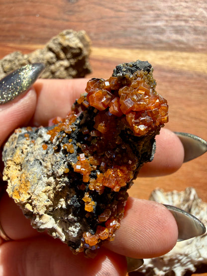 VANADINITE + MAGANESE