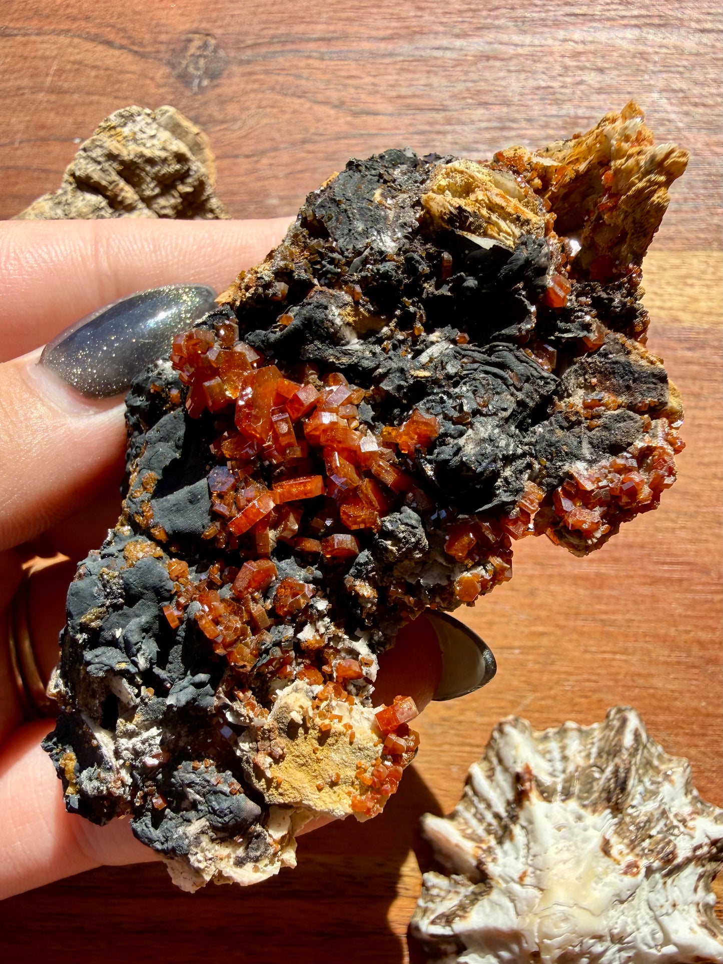 VANADINITE + MAGANESE