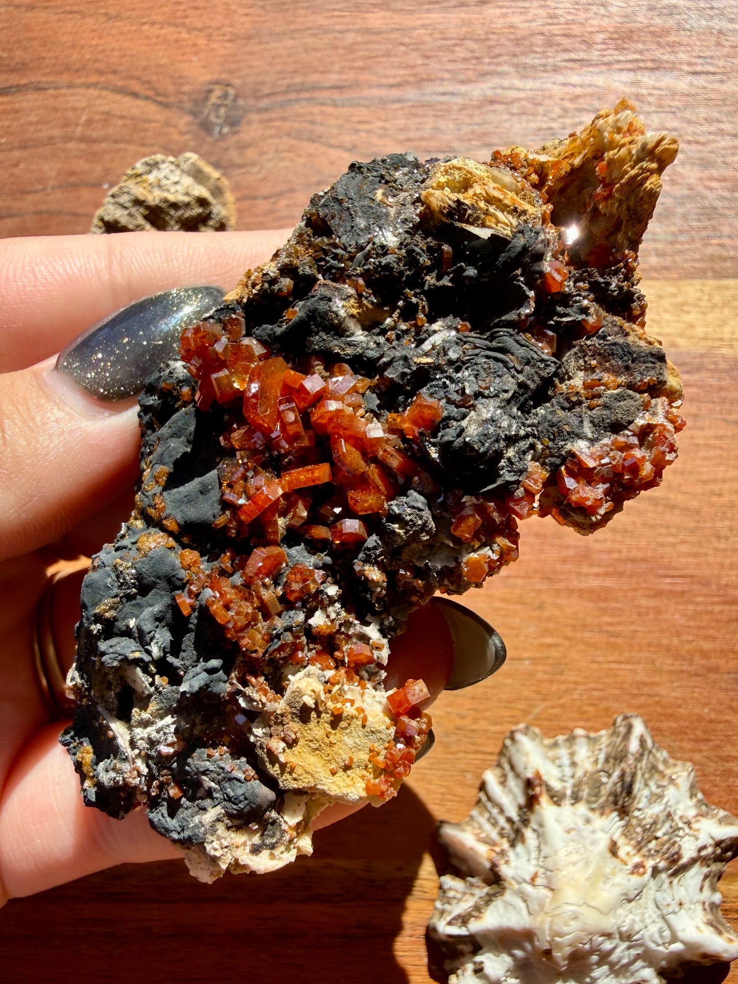 VANADINITE + MAGANESE