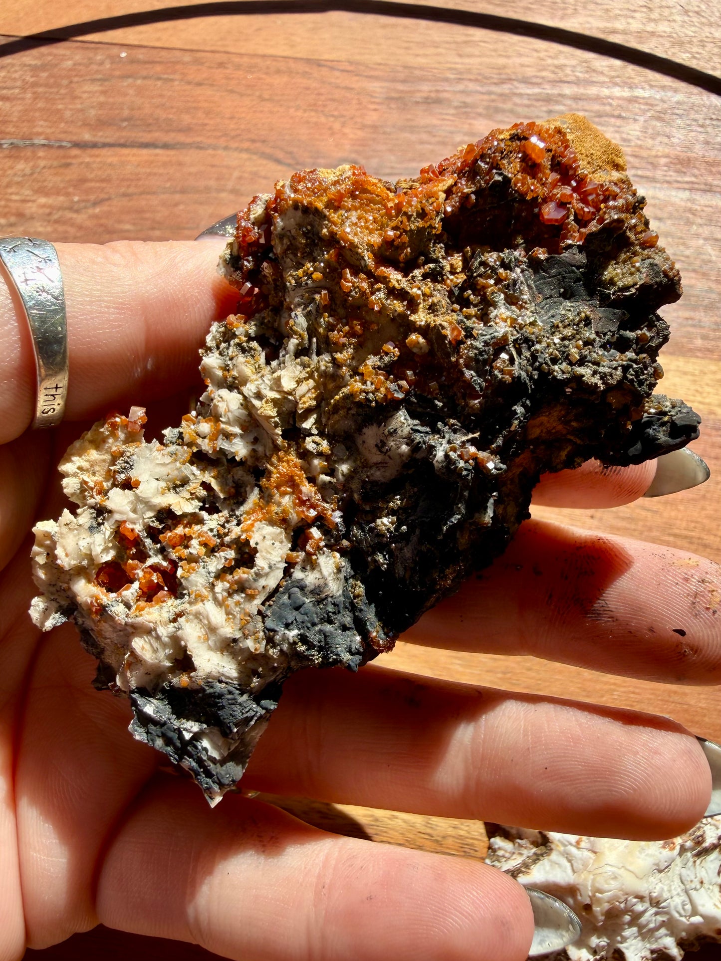 VANADINITE + MAGANESE