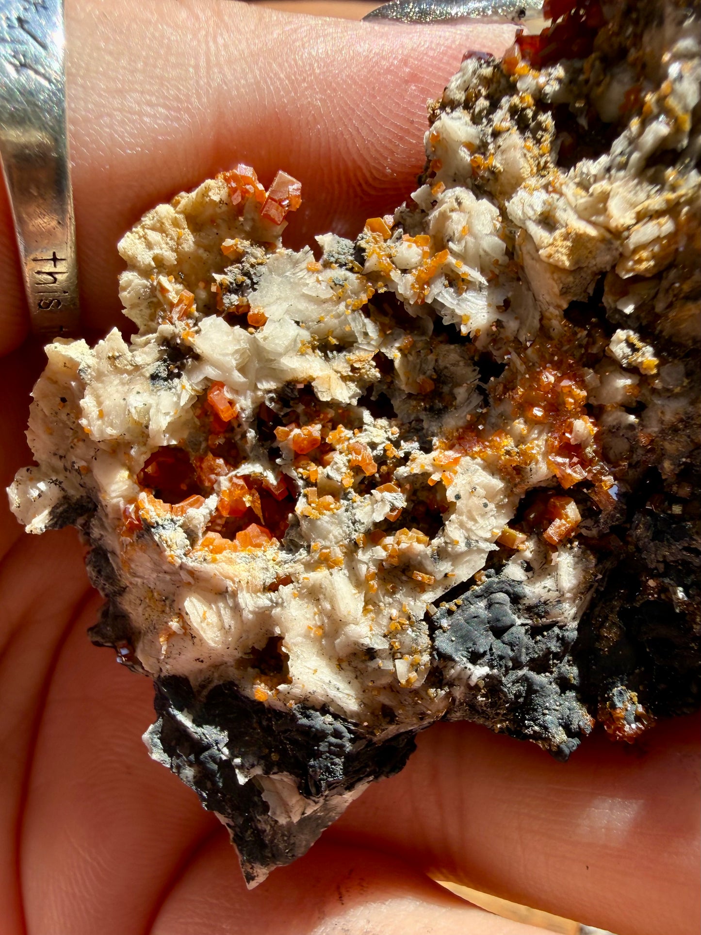VANADINITE + MAGANESE