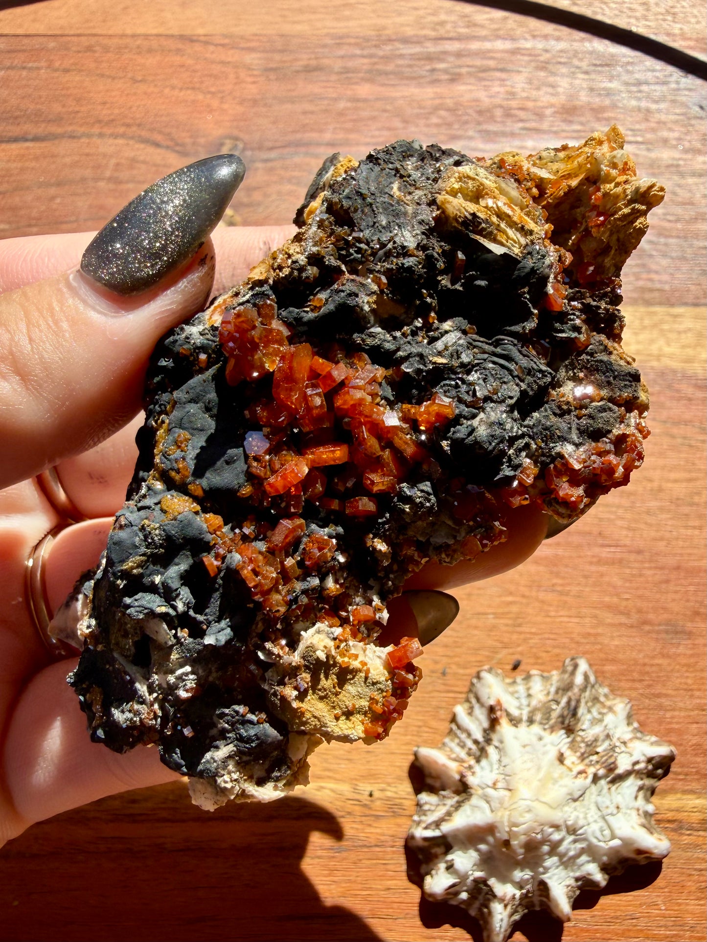 VANADINITE + MAGANESE