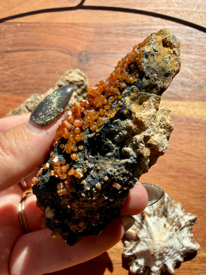 VANADINITE + MAGANESE