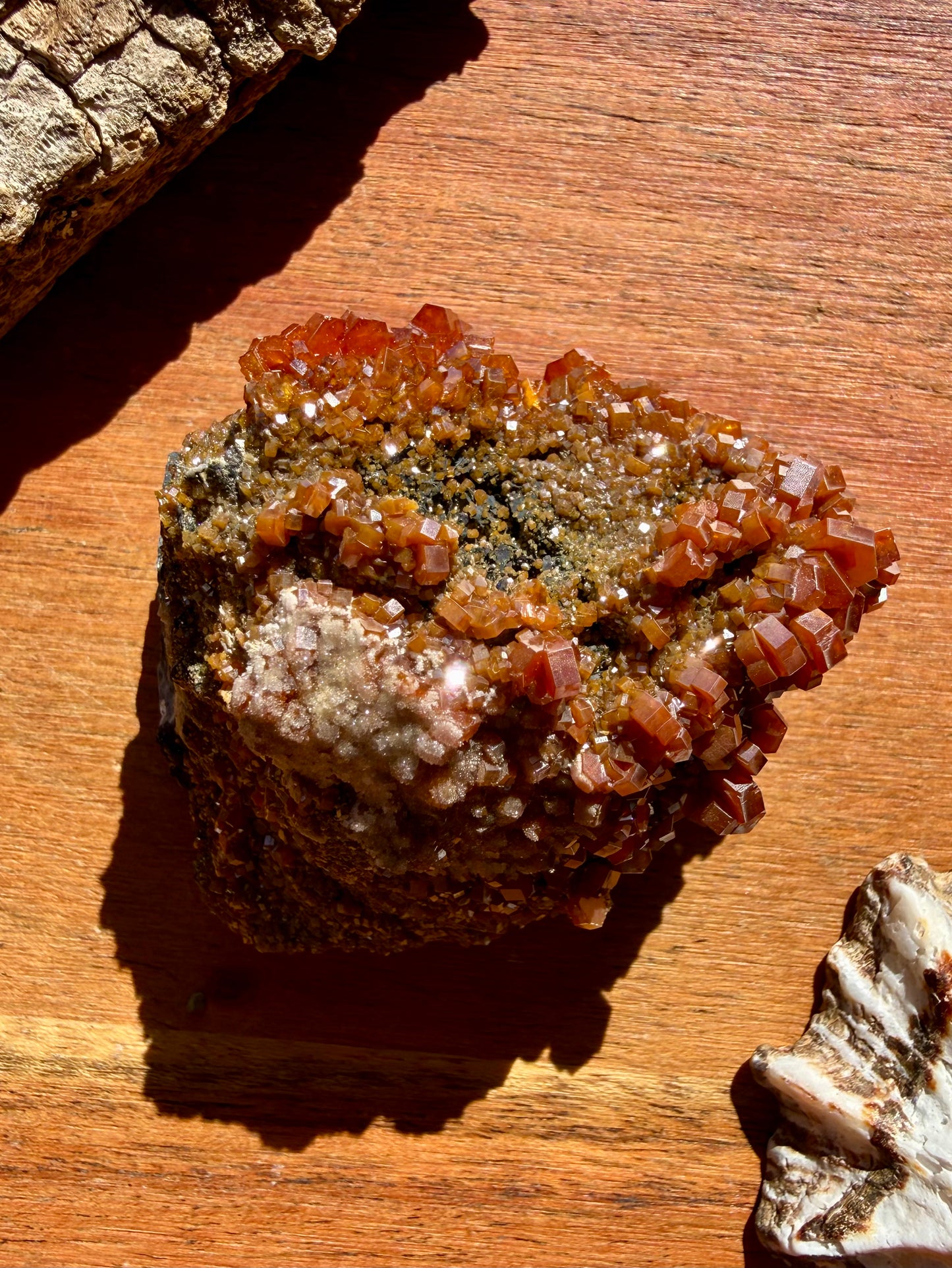 VANADINITE + MAGANESE