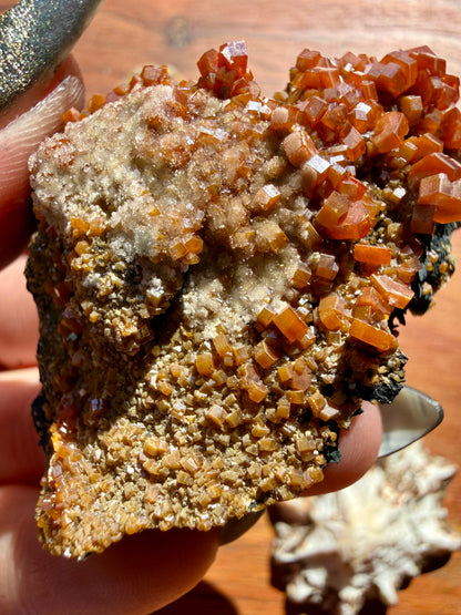 VANADINITE + MAGANESE
