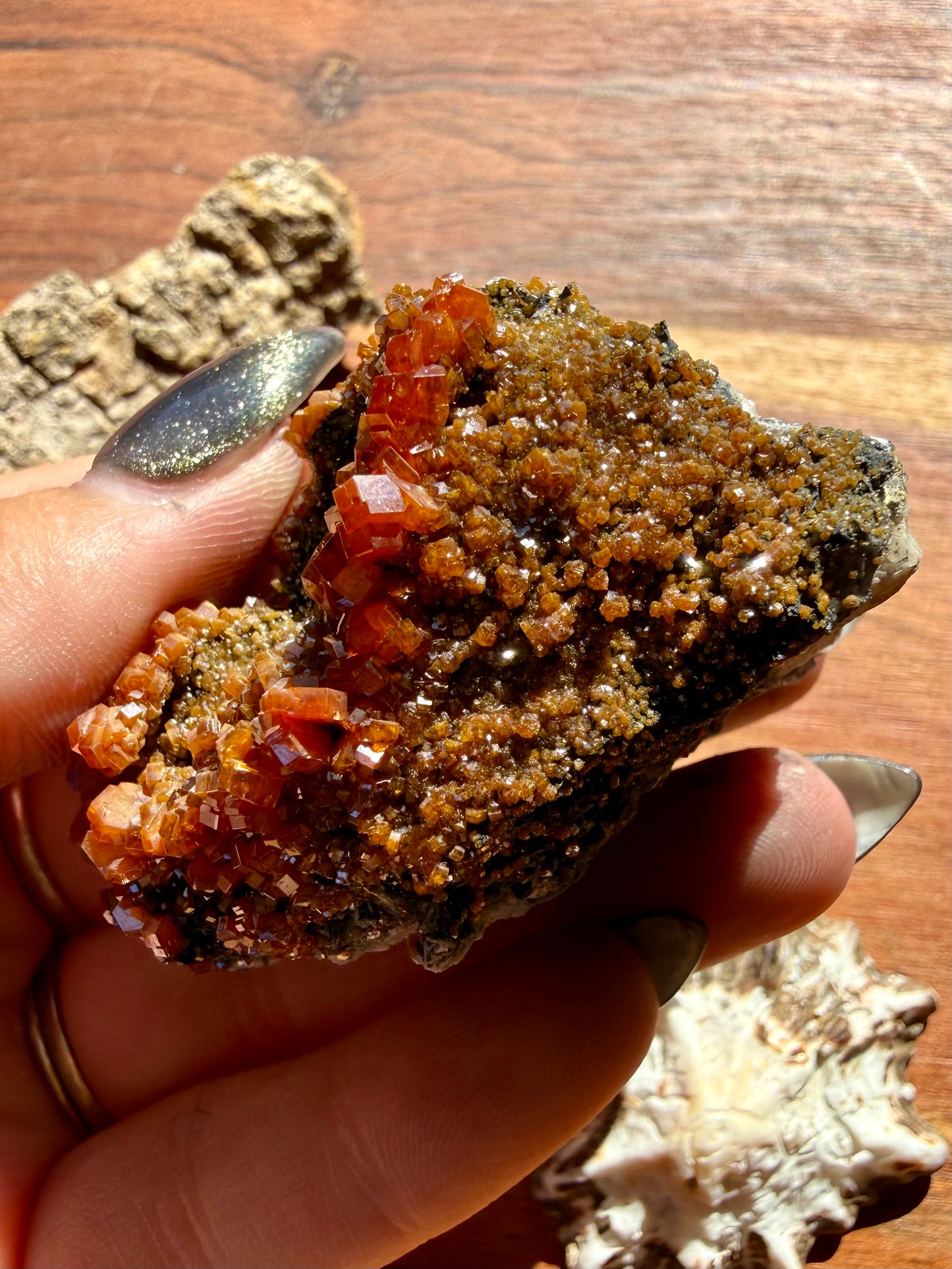 VANADINITE + MAGANESE