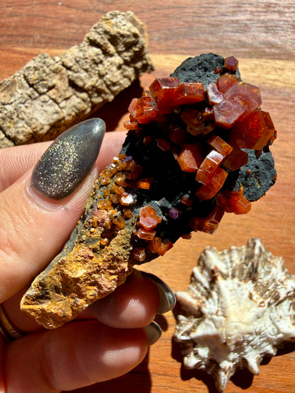 VANADINITE + MAGANESE