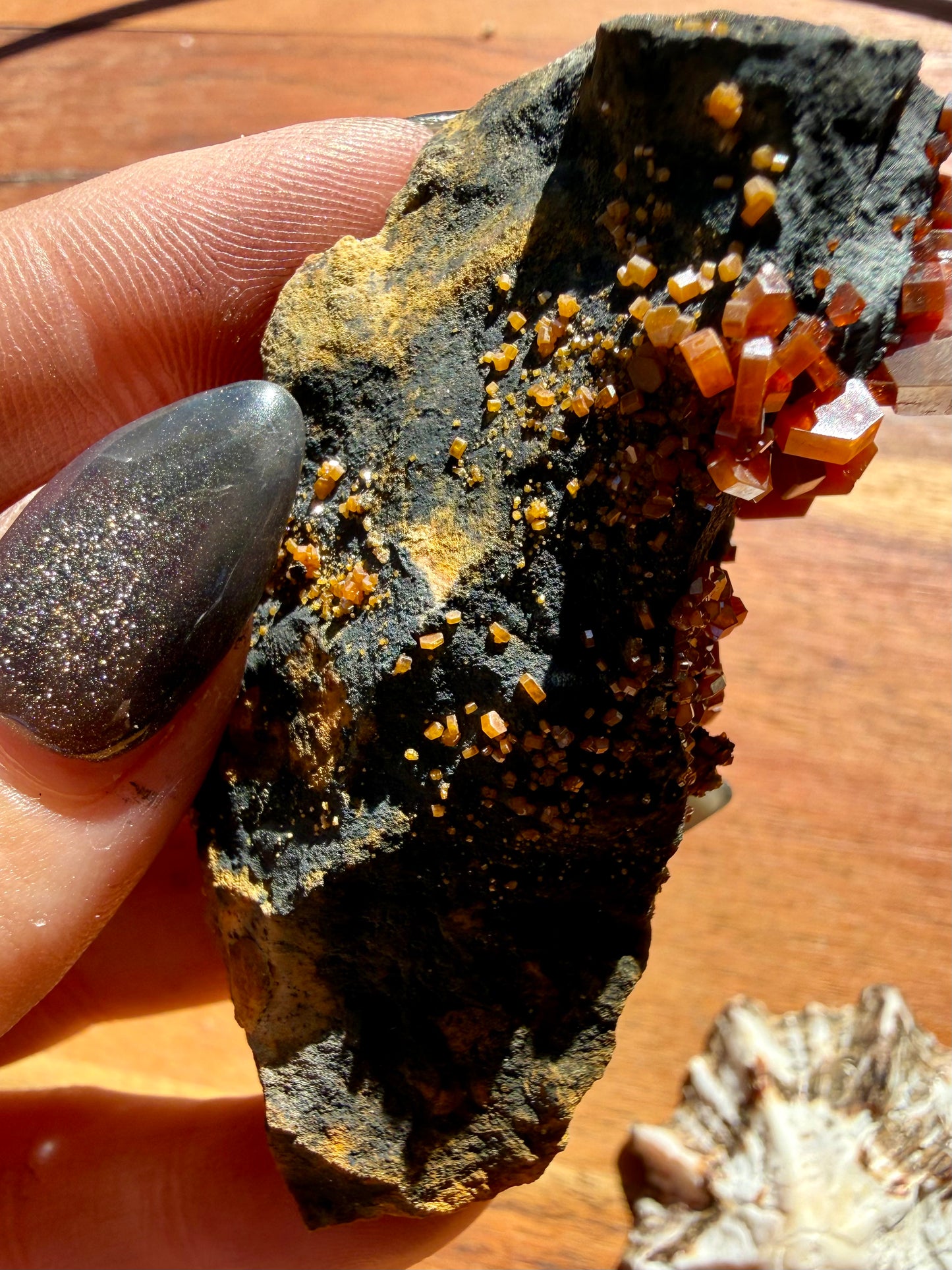 VANADINITE + MAGANESE