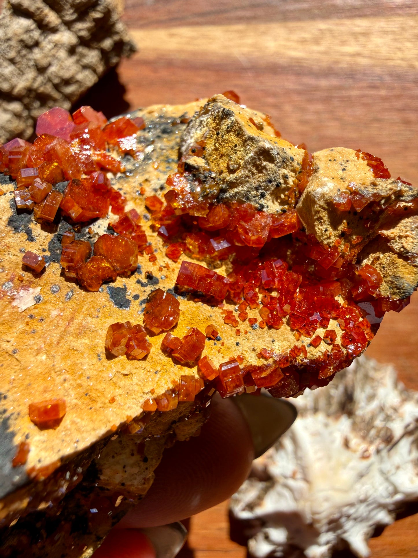 VANADINITE + MAGANESE