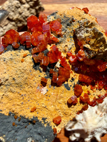 VANADINITE + MAGANESE