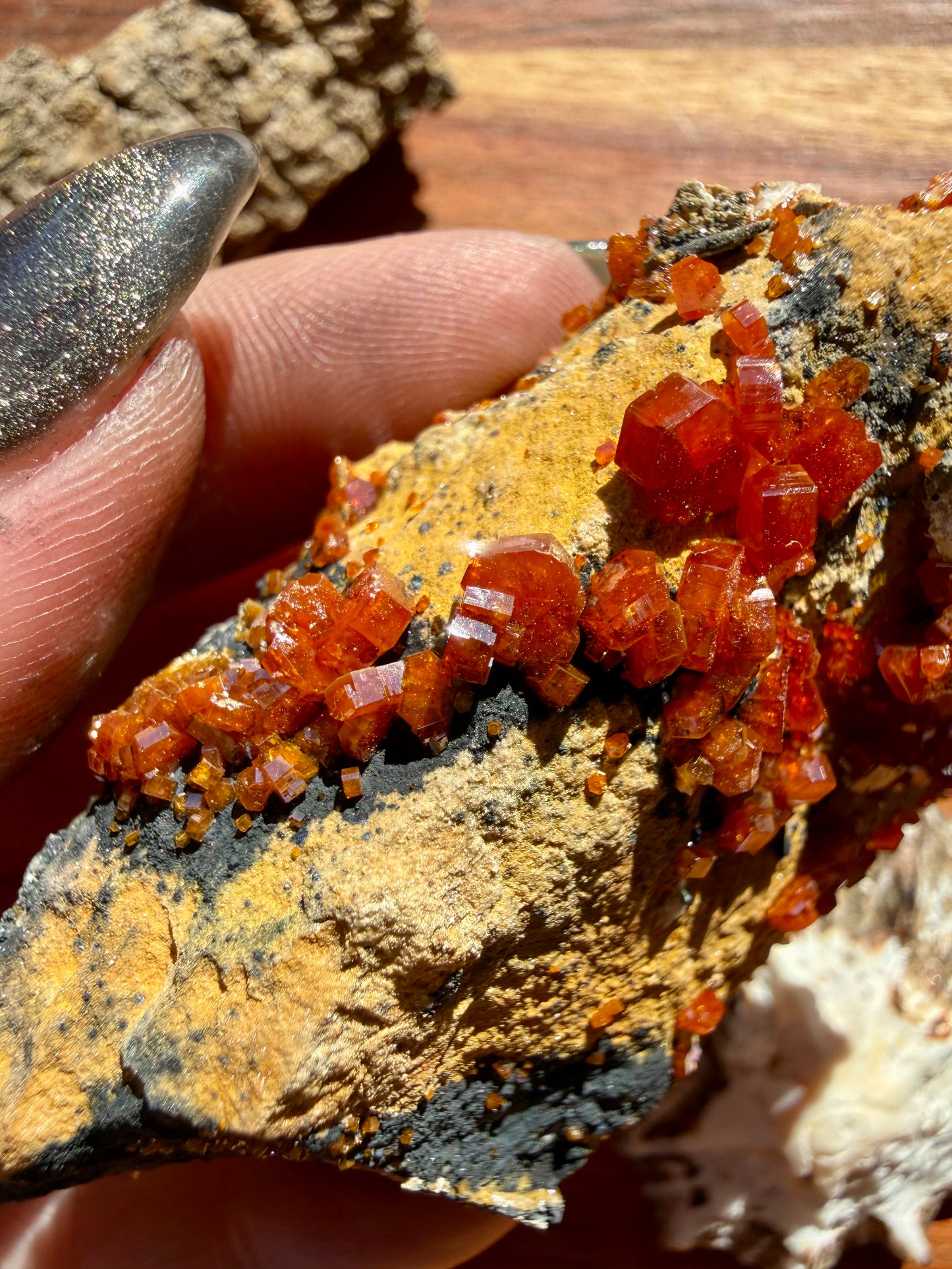 VANADINITE + MAGANESE