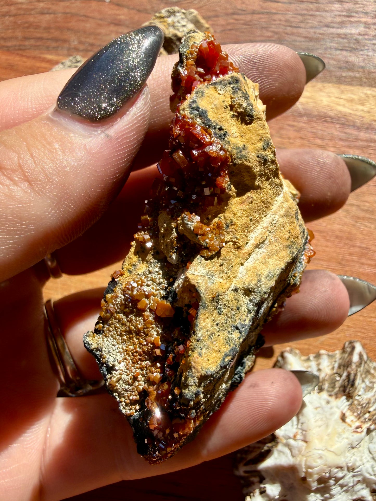VANADINITE + MAGANESE