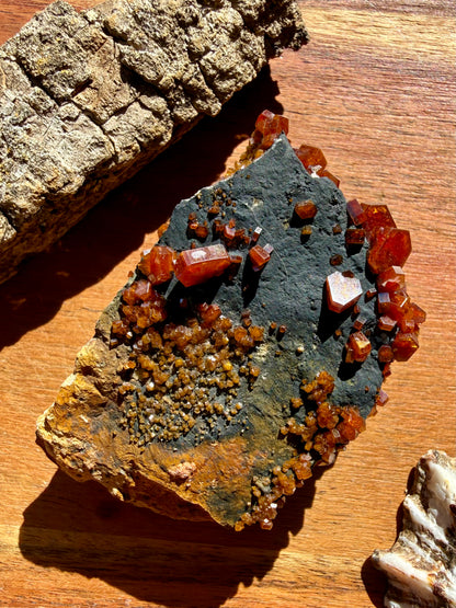 VANADINITE + MAGANESE