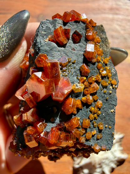 VANADINITE + MAGANESE