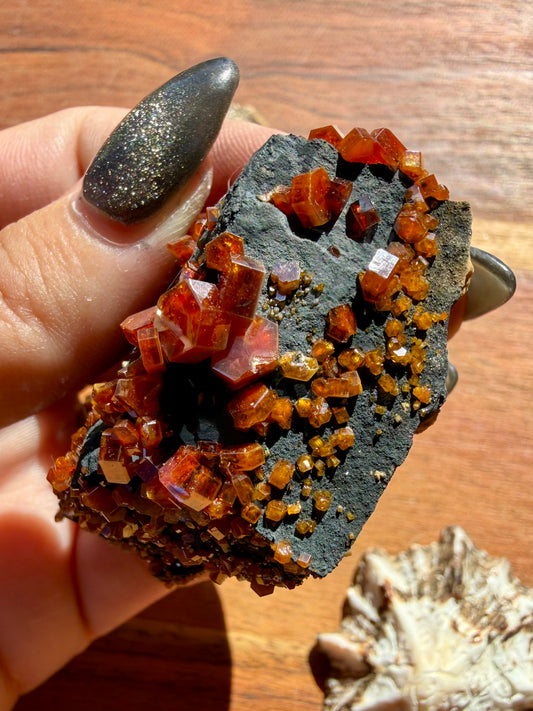 VANADINITE + MAGANESE