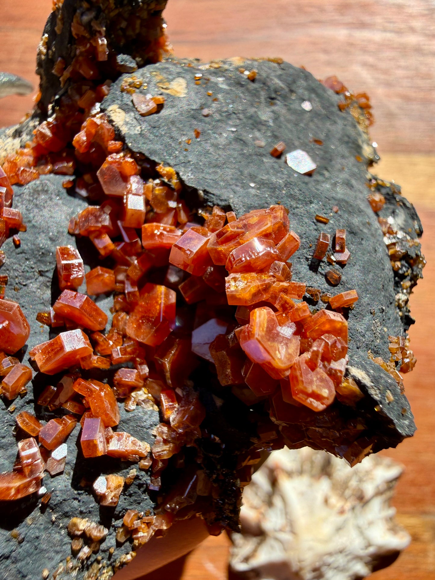 VANADINITE + MAGANESE