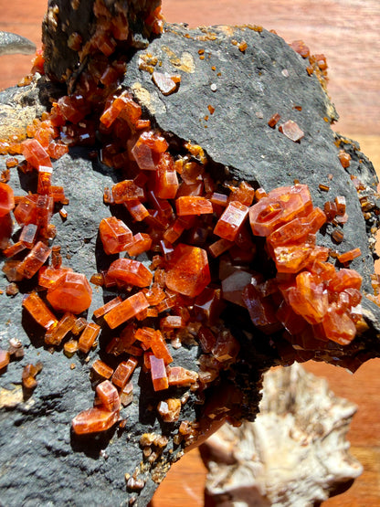 VANADINITE + MAGANESE