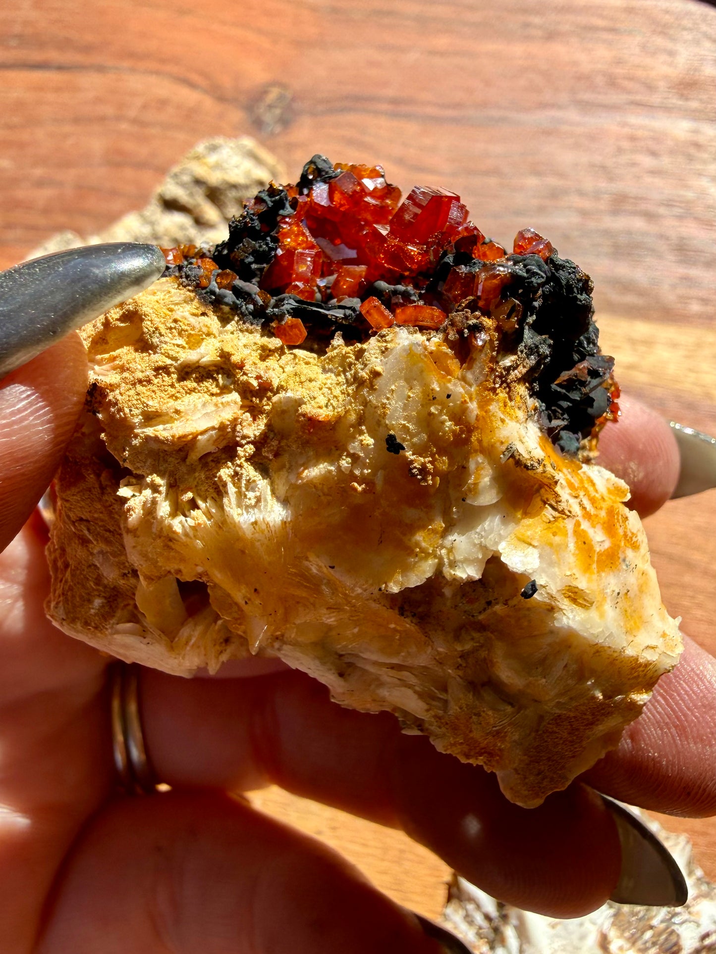 VANADINITE + MAGANESE