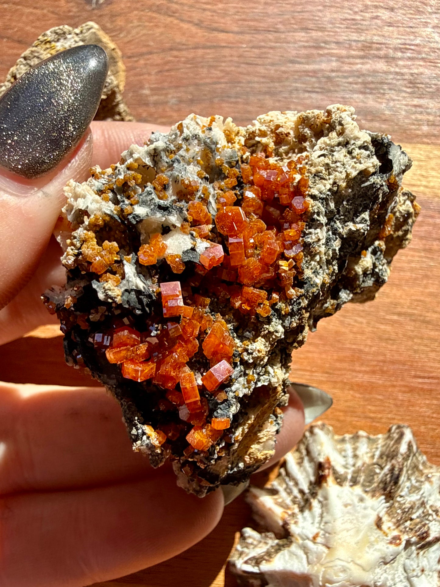 VANADINITE + MAGANESE