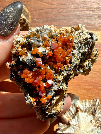 VANADINITE + MAGANESE