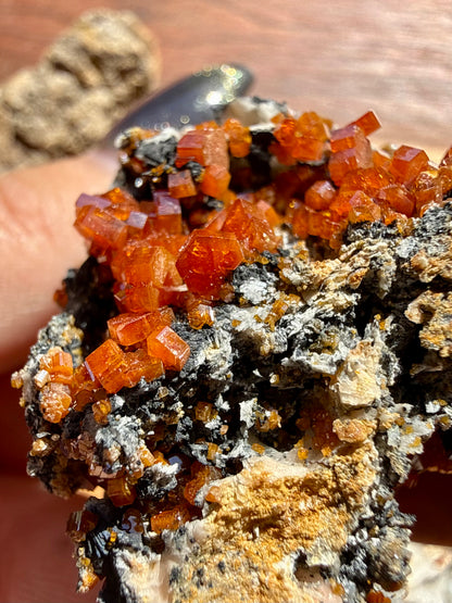 VANADINITE + MAGANESE
