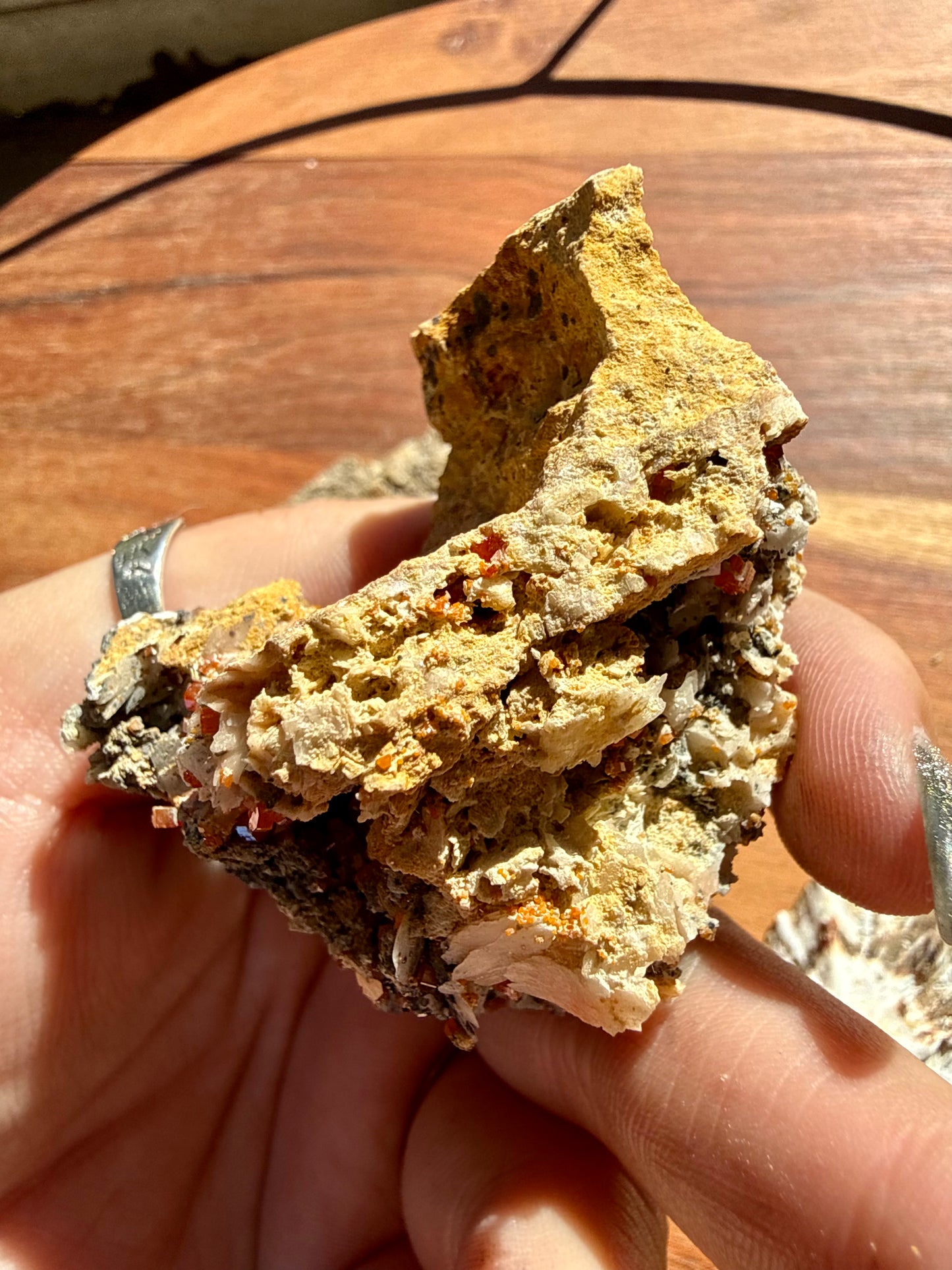 VANADINITE + MAGANESE