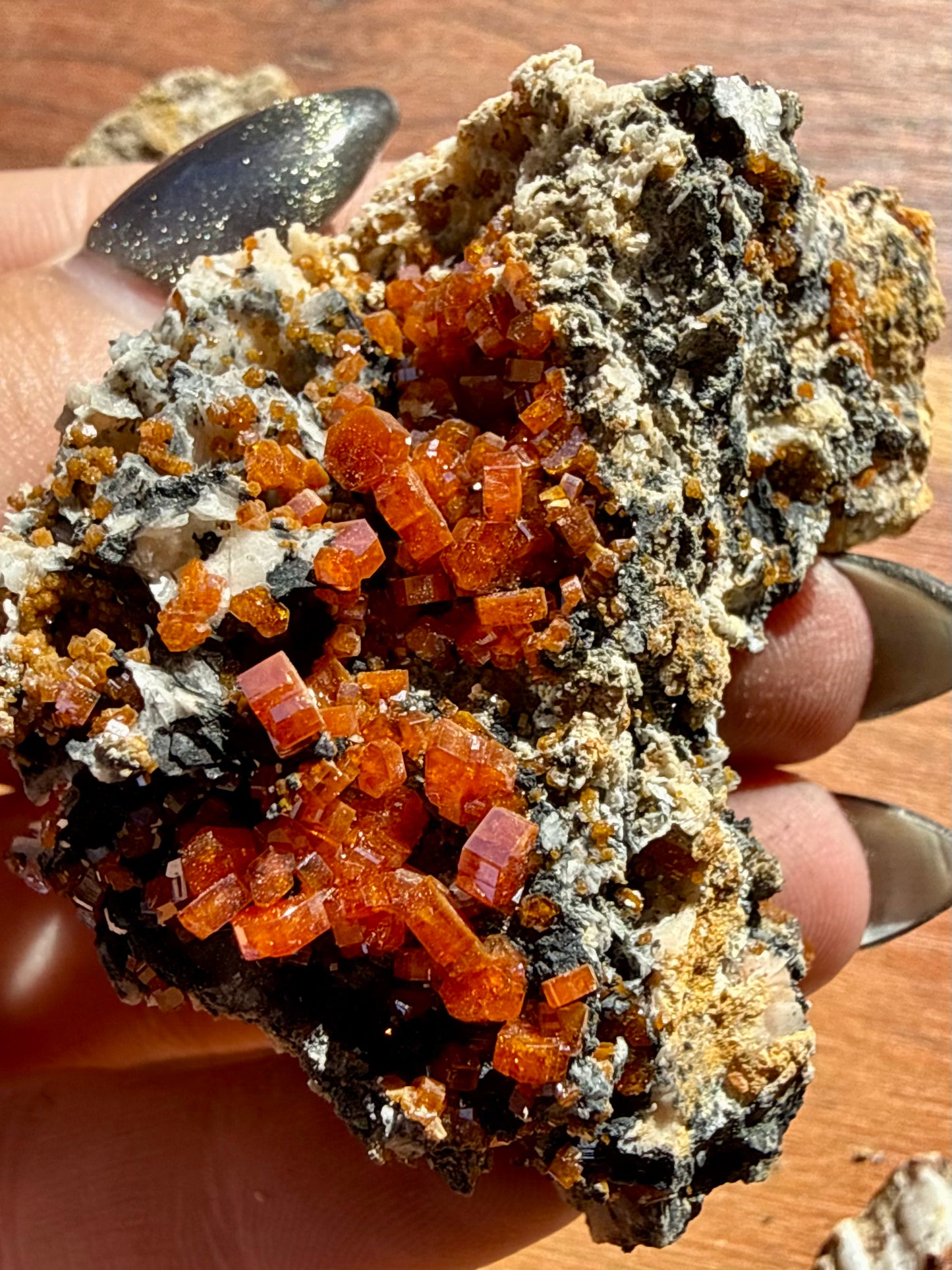 VANADINITE + MAGANESE