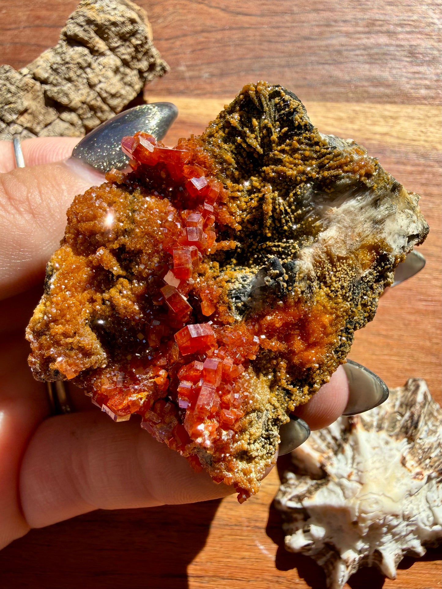 VANADINITE + MAGANESE