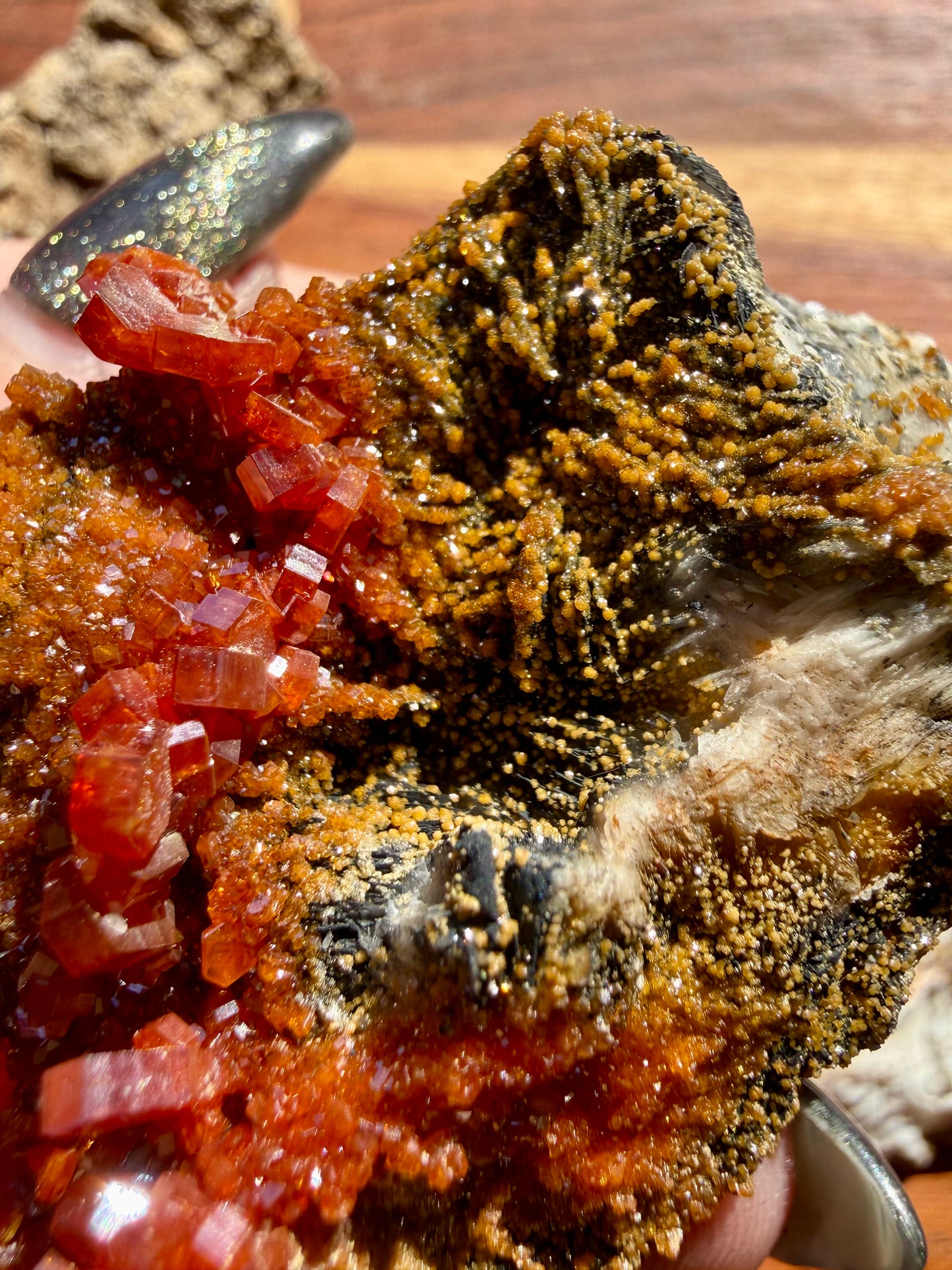 VANADINITE + MAGANESE