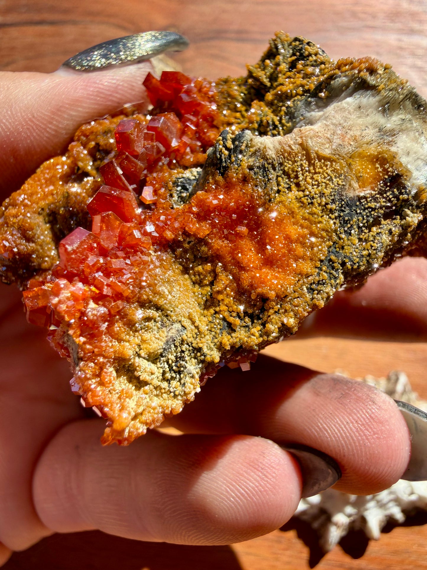 VANADINITE + MAGANESE