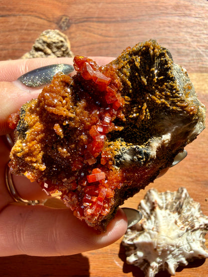 VANADINITE + MAGANESE