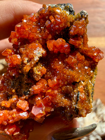 VANADINITE + MAGANESE