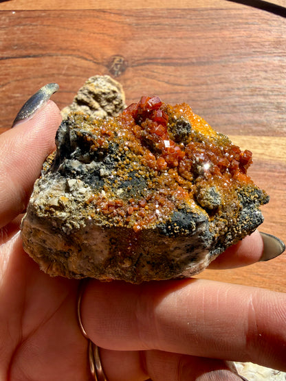 VANADINITE + MAGANESE