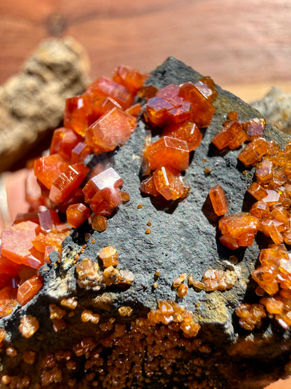 VANADINITE + MAGANESE